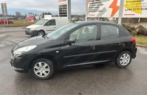 Peugeot 206 Bild 2