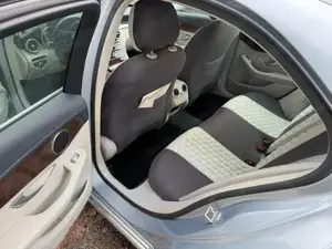 Mercedes C220  Bild 6