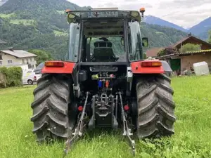 Massey Ferguson 4325 Turbo Bild 2