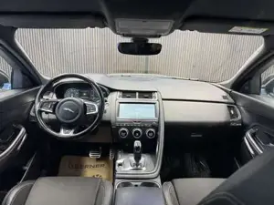 Jaguar E-Pace Bild 9