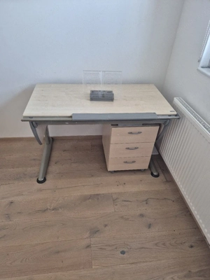 Schreibtisch (moll)