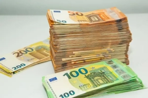 WIR bieten finanzierungen AN: Private Investitionen von 5.000   bis 95.000.000  