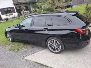 BMW - 320 - Touring - Sport X -Drive Bild 8