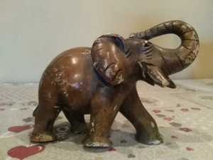 Figuren aus Stein bzw. Holz Bild 4