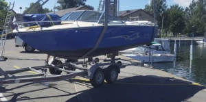 SEA Ray SRV 190 mit Slipptrailer  Bild 2