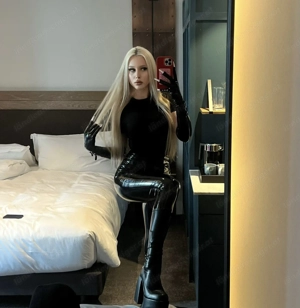  Herrin Maddy-erhaben & klassisch im Privatstudio in St. Pölten