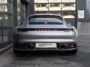 Porsche 911 Bild 6