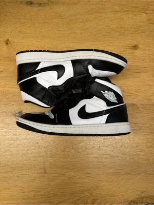 Nike Jordan Schwarz Weiß Größe 38 Bild 5