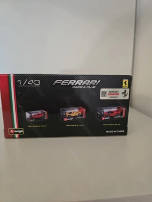 bburago Ferrari LaFerrari 1:43