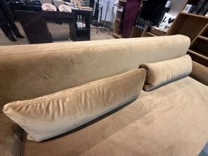wunderschöne couch inkl. 2 Polster Bild 4