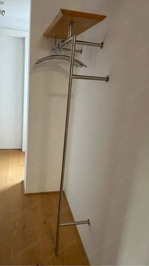 Garderobe  Bild 6