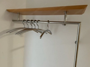 Garderobe  Bild 2