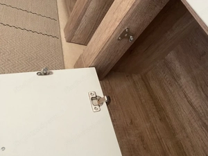 Schuhschrank und Sitzbank Bild 8