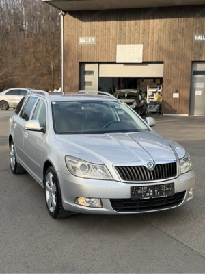 Skoda Octavia Kombi Bild 2