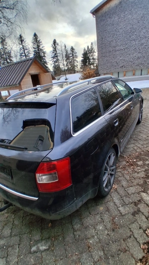 audi a4b6 quattro Bild 2