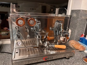 Siebträger Kaffeemaschine Wega