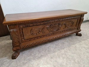 Venezianische Truhe  Bild 4