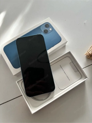 Iphone 13 blau Bild 2