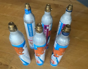 Leere Tauschzylinder Sodastream CO2 Zylinder Bild 2