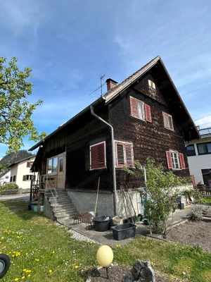 Haus, Altholz, Dachstuhl, Deckenbalken, Wandelemente, Dielen, Dachziegel