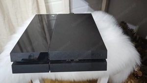 PS4 Playstation 4 500 GB mit 2 Controllern + 6 Spielen Bild 3