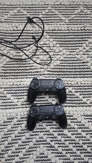 PS4 Playstation 4 500 GB mit 2 Controllern + 6 Spielen Bild 4