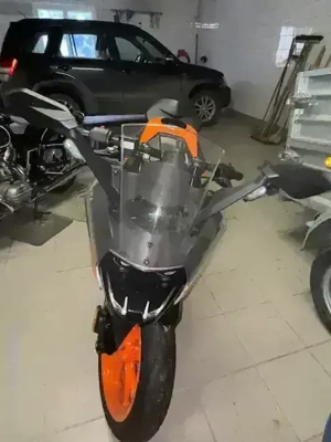 KTM RC 125 (2018) - Kleinmotorrad Bild 8