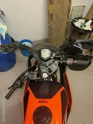 KTM RC 125 (2018) - Kleinmotorrad Bild 2