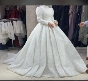 nie getragen 1000 eu