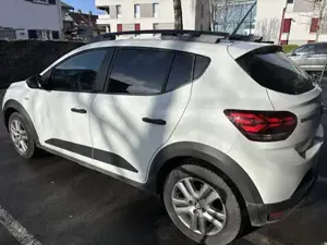Dacia Sandero Stepway Essential   LPG   1. Hand   Unfallfrei Bild 4