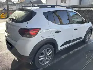 Dacia Sandero Stepway Essential   LPG   1. Hand   Unfallfrei