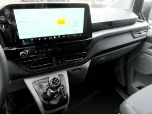 Ford Tourneo Custom Bild 16