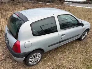Renault Clio Bild 3