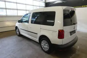 VW Caddy Bild 18
