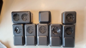 Aufputz Steckdosen & Schalter Aufputz - Neu & Unbenutzt 8 Stk. Bild 2