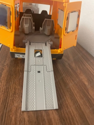 Playmobil Schulbus Bild 3
