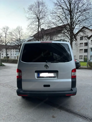 VW T5 Rentnerfahrzeug Kleinbus Bild 5