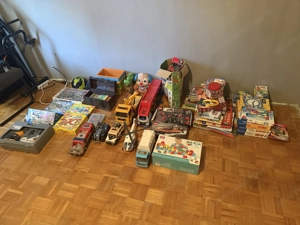 Spielsachen und Bücher zu verschenken