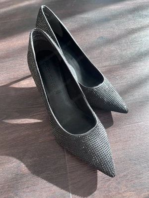 Schick & Elegant   schwarze Glitzer Pumps Gr. 40 suchen deine Füße