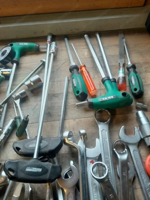 Diverse Werkzeug gemischt Bild 4