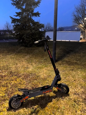 Kukirin G2 E-Scooter offroad