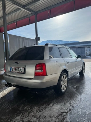 Audi A4 B5 2.4 V6 Quattro Bild 4