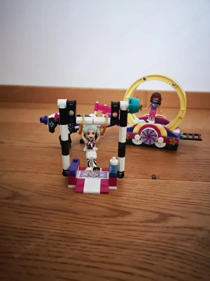 Lego Magische Akrobatikshow 41686 Bild 2