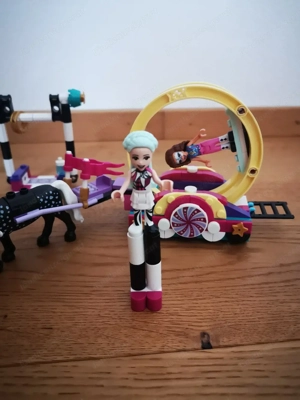 Lego Magische Akrobatikshow 41686 Bild 3