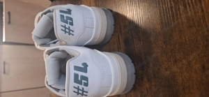 LV Sneaker 44 Bild 2