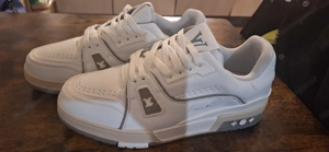 LV Sneaker 44 Bild 3