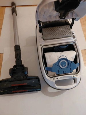 Miele Staubsauger Complete C3 Silence Bild 3