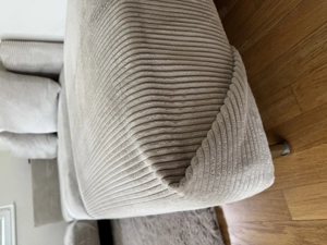 Sofa mit beigem Kordstoff - sehr gepflegt Bild 4