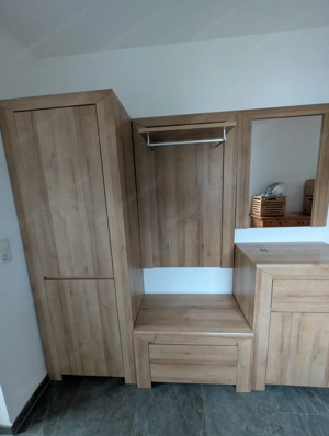 Garderobe mit Spiegel - sehr gepflegt Bild 2