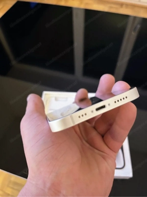 iPhone 14 in Starlight Bild 6